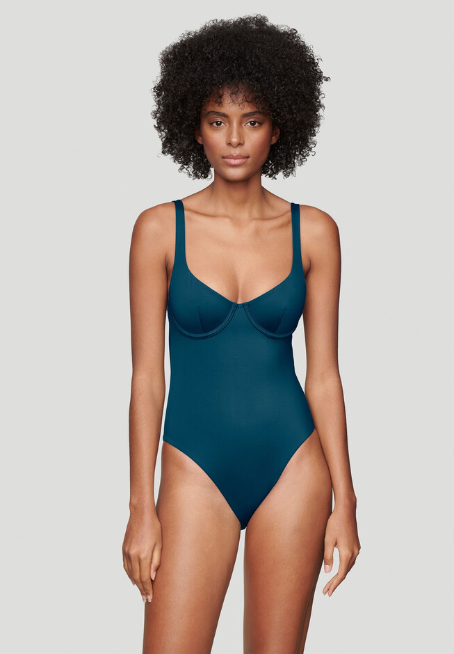 California Waves Ribbed Lace-Up Cheeky One-Piece High-Leg Swimsuit :  : Clothing, Shoes & Accessories