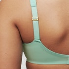 The Scoop - Micro image number null