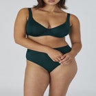 The Scoop - Micro image number null