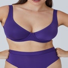 The Scoop - Micro image number null