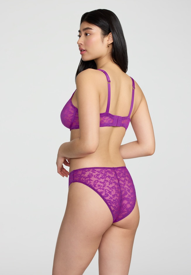 null image number null