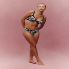 null image number null