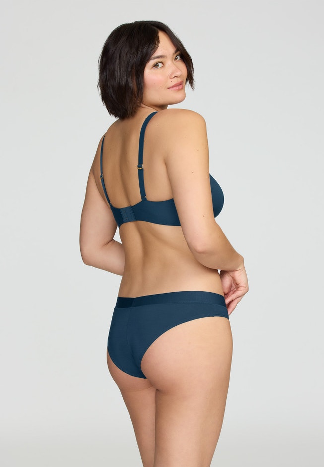 null image number null