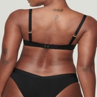 The Triangle - Micro image number null