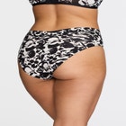 null image number null