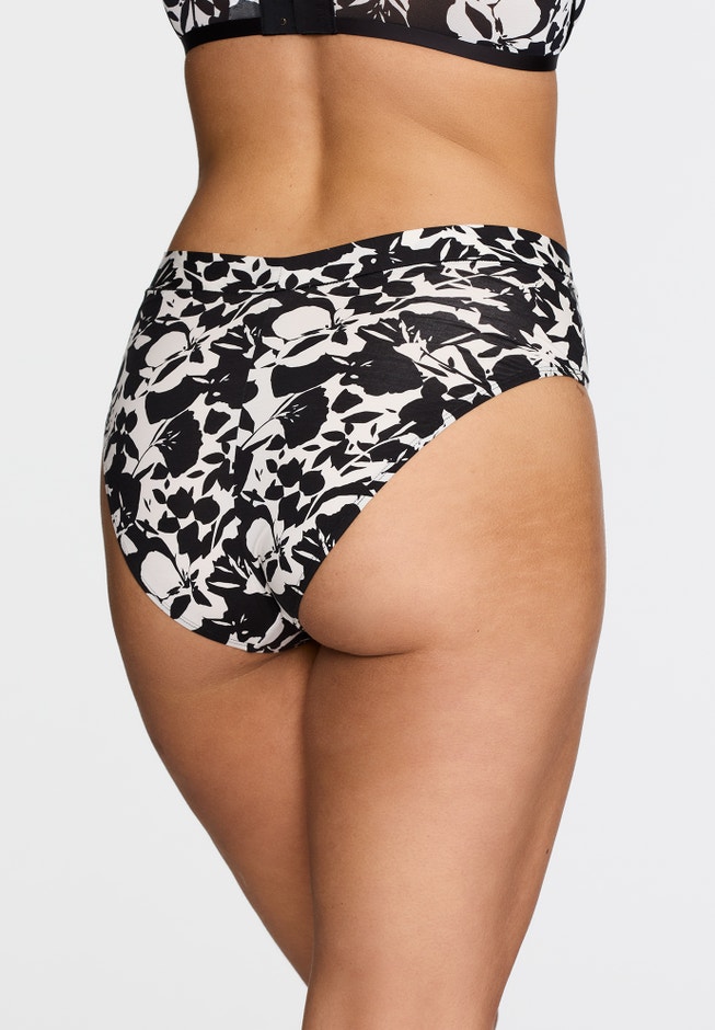 null image number null