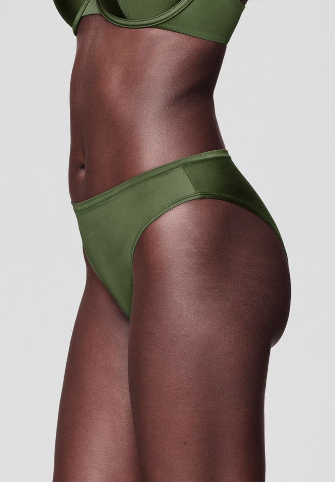 The High Cut - Satin image number 3