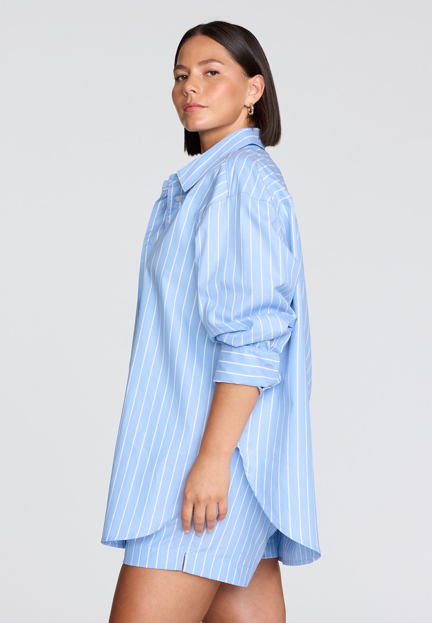 The Oversized Shirt- Cotton image number 3