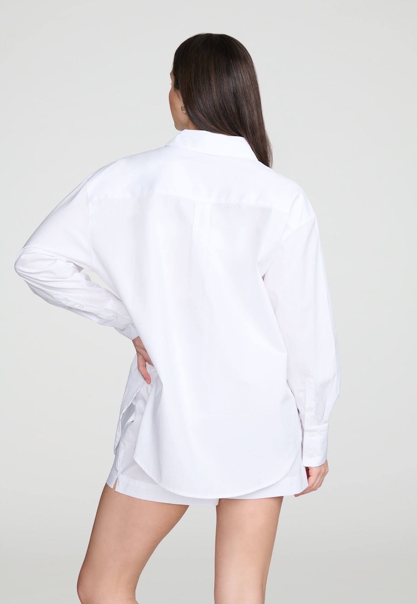 The Oversized Shirt- Cotton image number 3