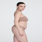 The Strapless Convertible - Mesh image number 2