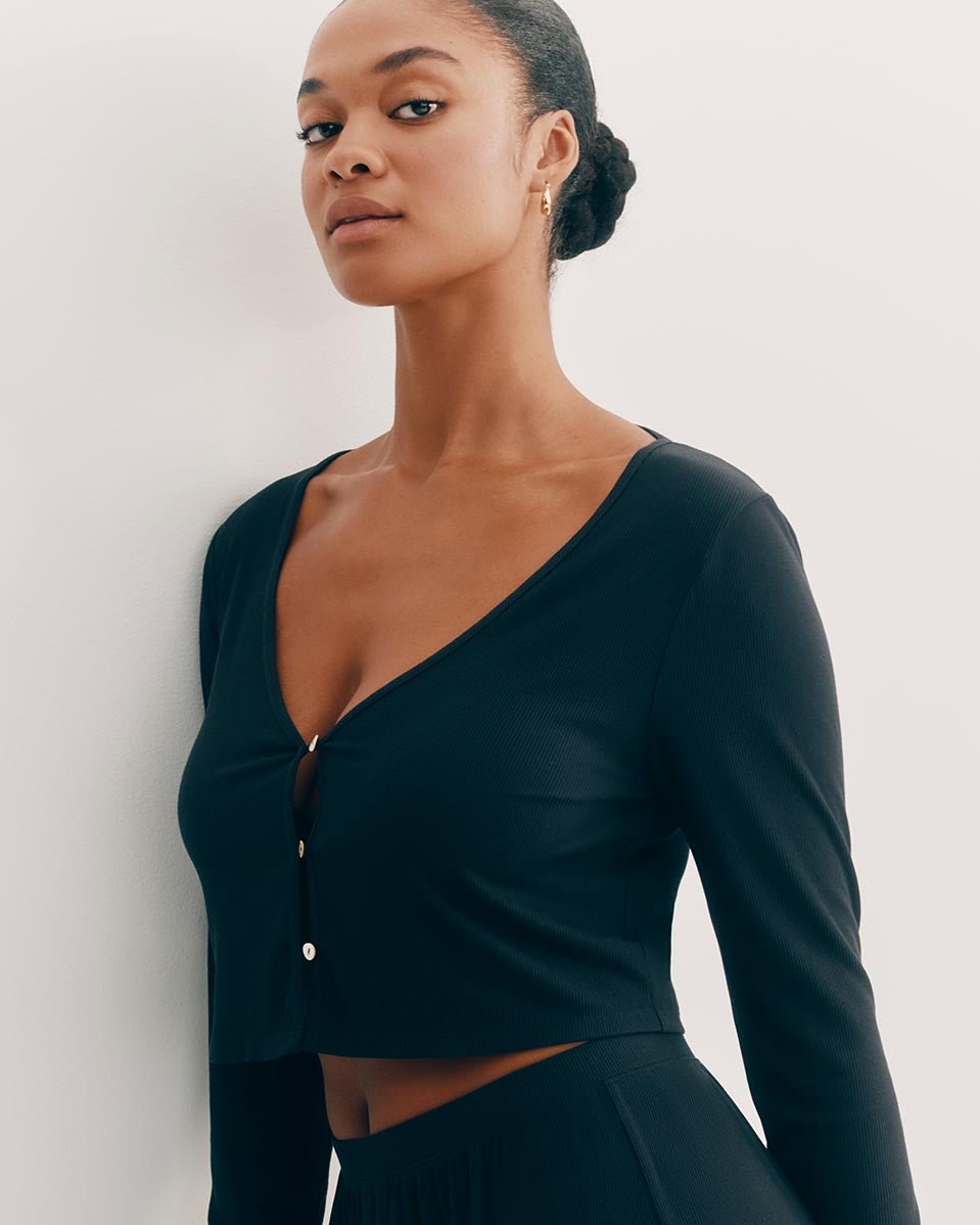 SHOP 50% OFF LOUNGE