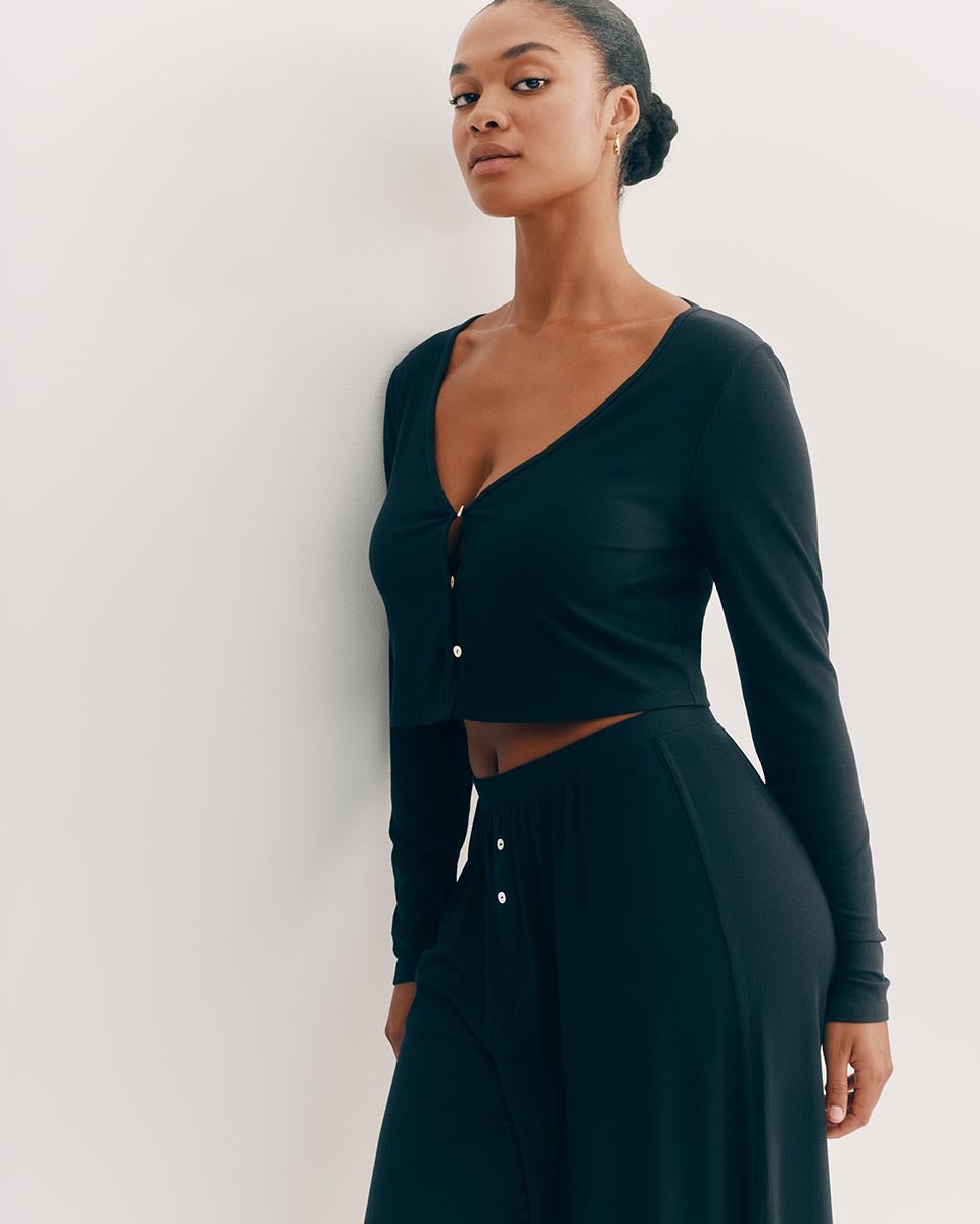 SHOP 50% OFF LOUNGE