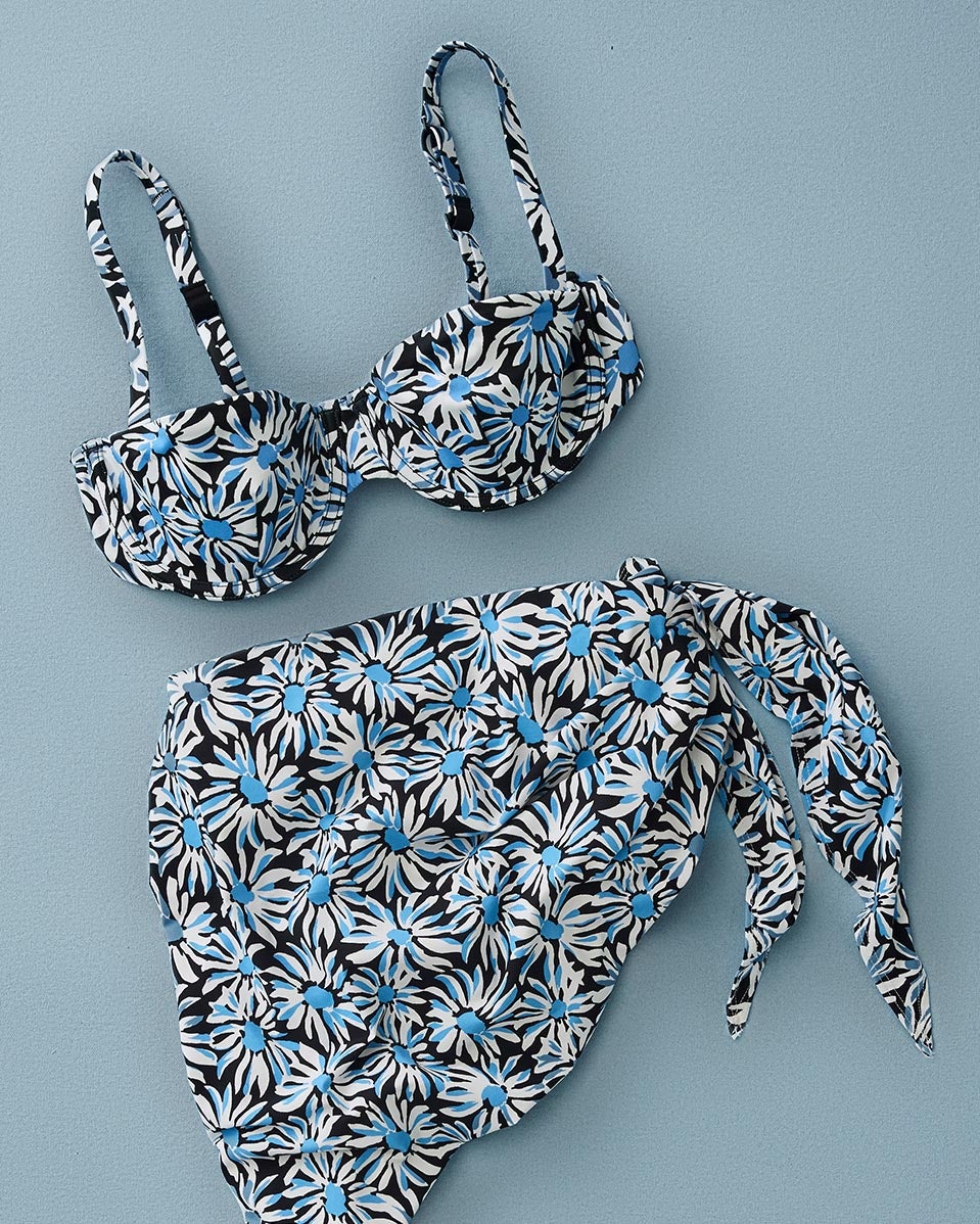 SHOP SALE SWIM